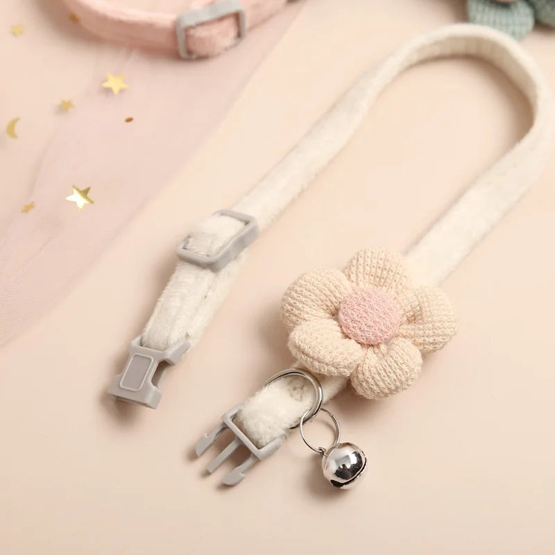 1Pc Cat Collar with Cute Flower  Adjustable Buckle